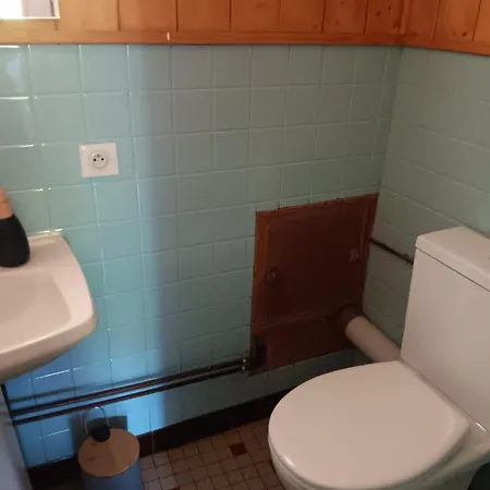 Lägenhet Rez De Chausser Maison Entree Et Exterieur Privative Mandailles-Saint-Julien