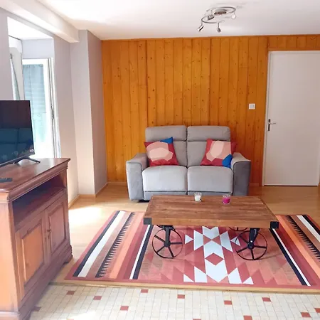 Lägenhet Rez De Chausser Maison Entree Et Exterieur Privative Mandailles-Saint-Julien