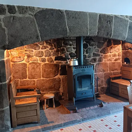 Rez De Chausser Maison Entree Et Exterieur Privative Mandailles-Saint-Julien