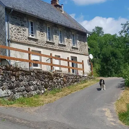 Rez De Chausser Maison Entree Et Exterieur Privative Lägenhet Mandailles-Saint-Julien